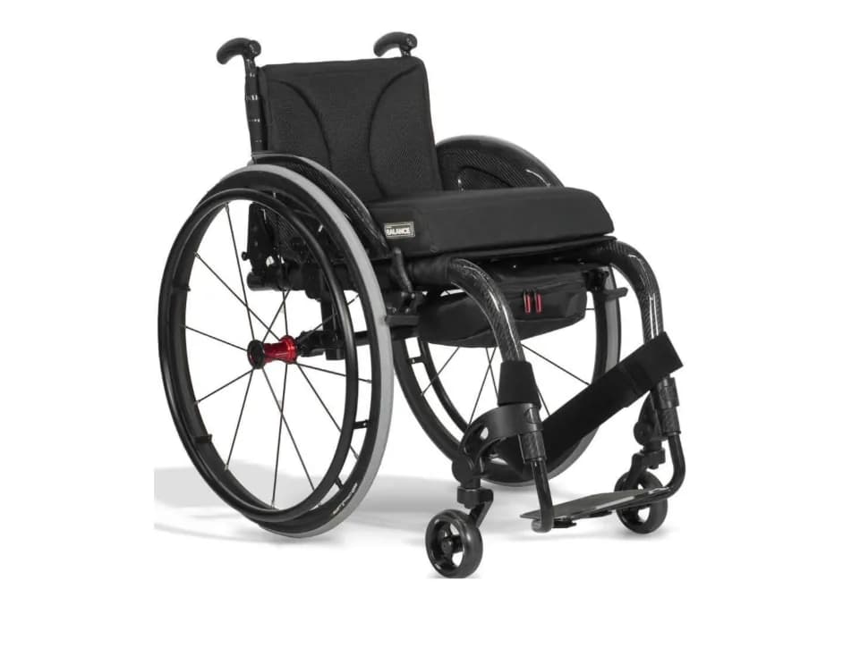 Cadeira em Carbono M6
